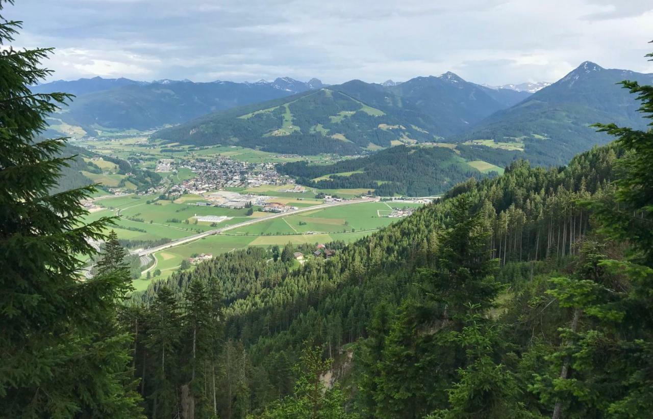 Appartementhaus Sky Lodge Altenmarkt im Pongau Eksteriør billede